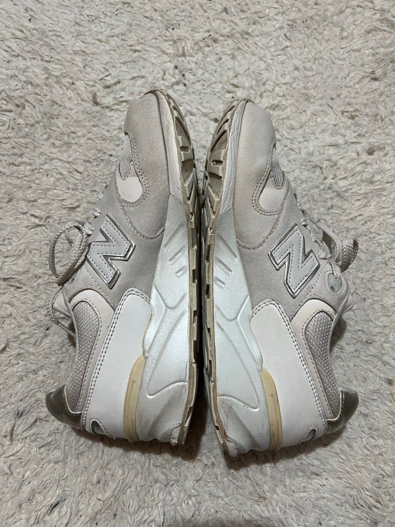 New balance 999 women, Women's Fashion, Footwear, Sneakers on Carousell