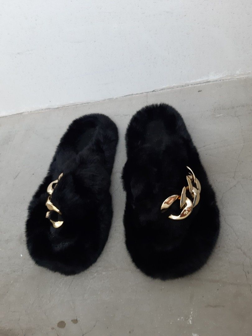 Girl slipper shoes store