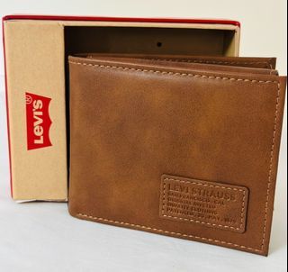 NEW! LEVI'S TAN BROWN LEATHER W/ RFID PROTECTION BILLFOLD BIFOLD MEN'S WALLET SALE