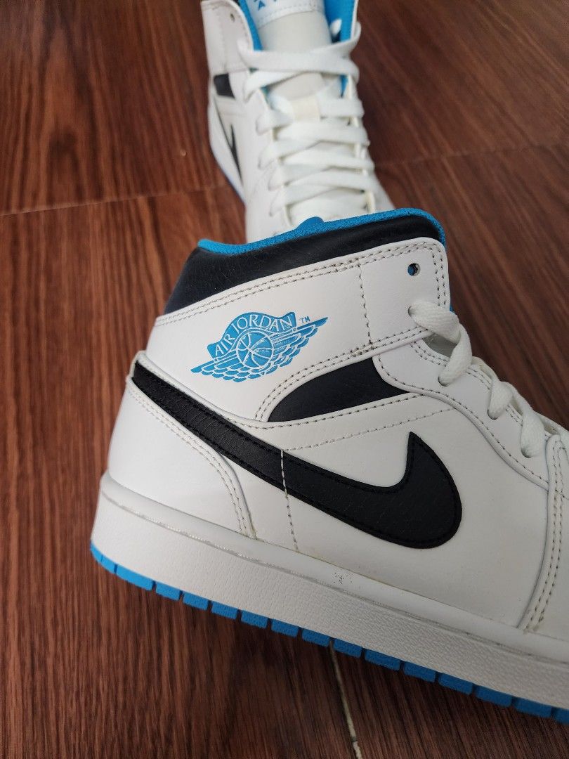 air jordan 1 mid laser blue review
