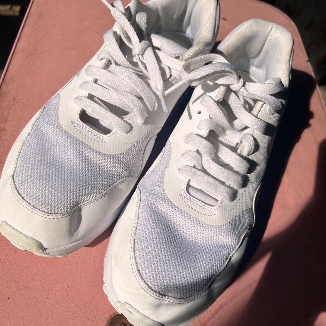 Nike air max on sale 1 ultra white