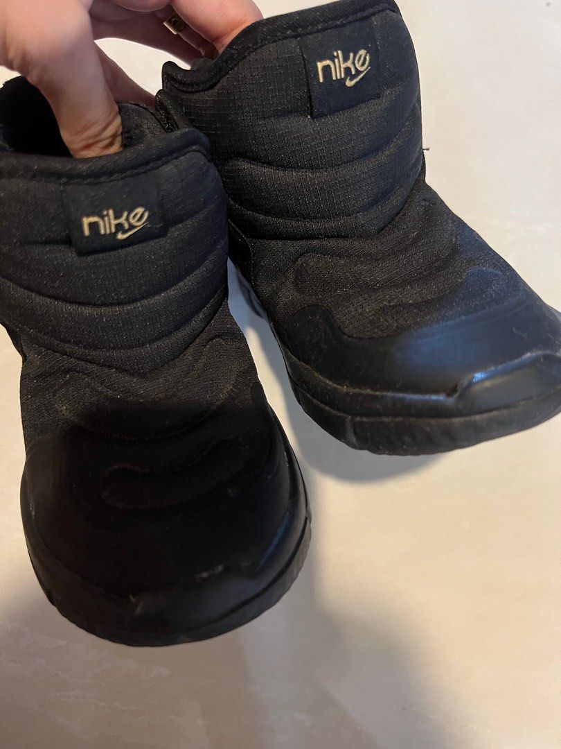 Nike Kids Winter Boots black gold US9C Babies Kids Babies