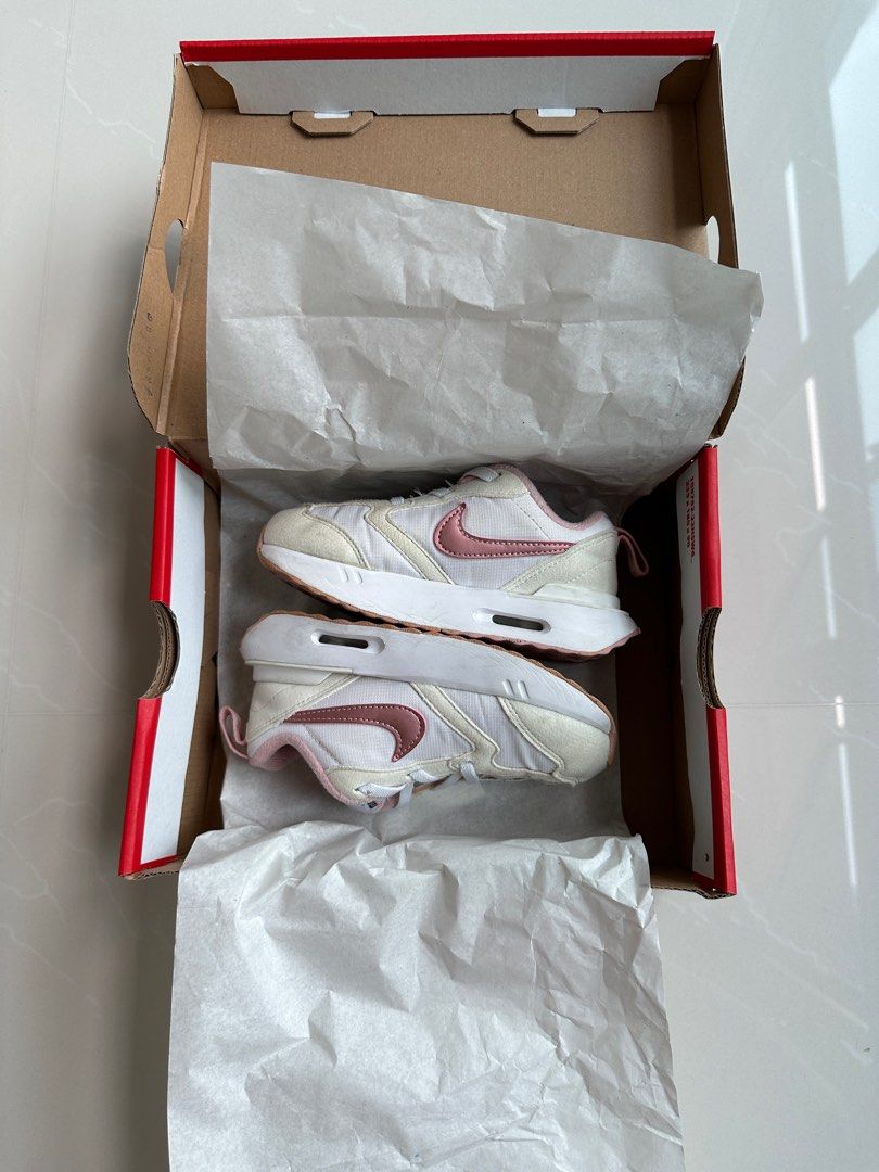 Childrens nike trainers size 11 new arrivals