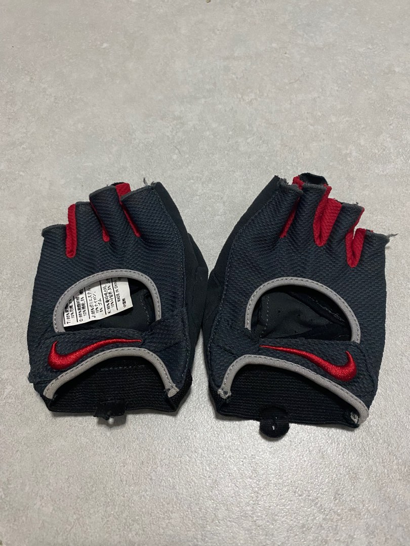 Nike half finger gloves hotsell