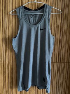 二手灰色Nike s號tank