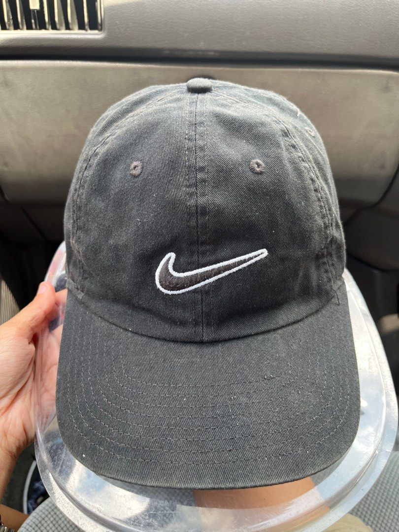 Nike silver swoosh top cap