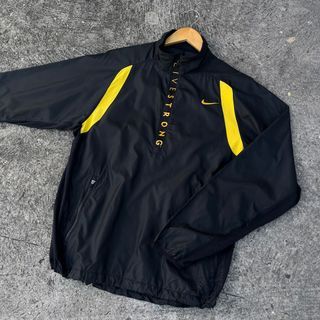 NIKE WINDBREAKER LIVE STRONG