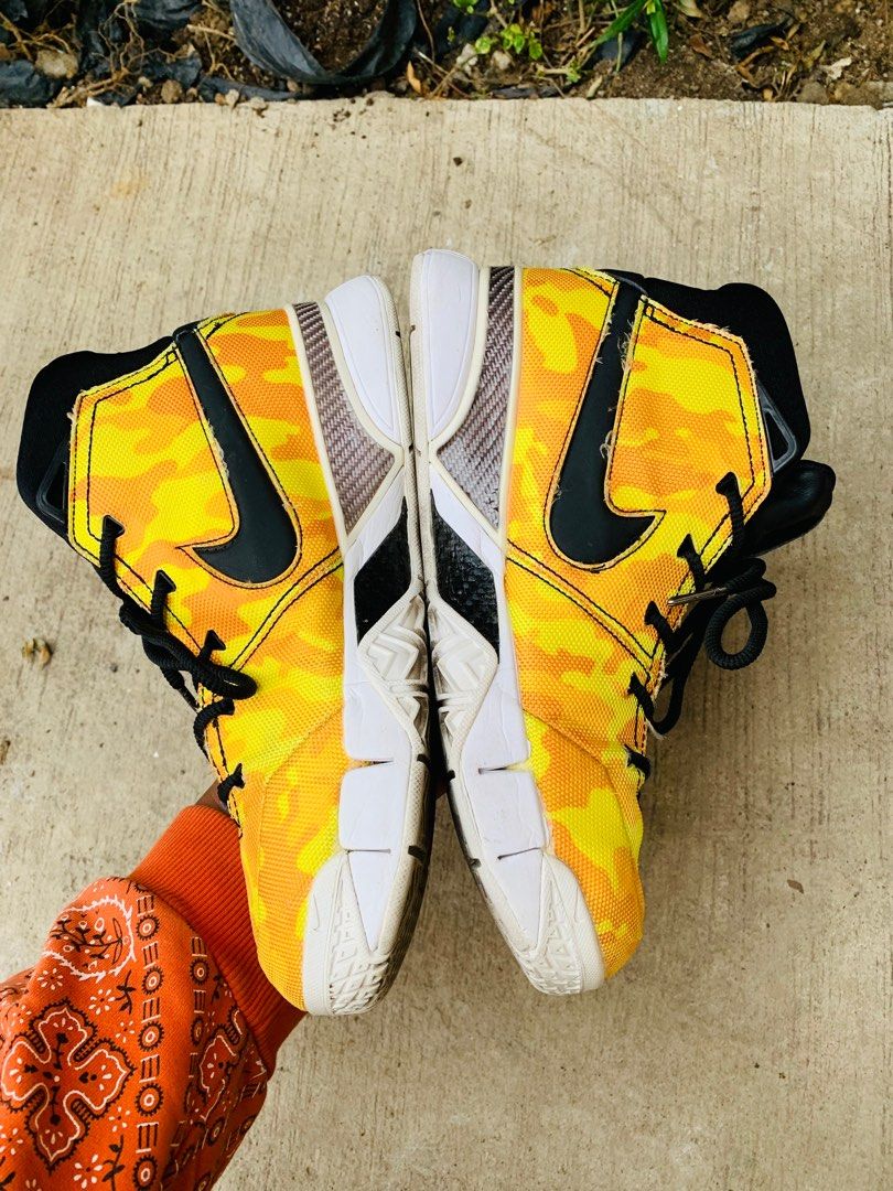 Nike x Undefeated Kobe 1 Protro Size 8.5 mens Men s Fashion