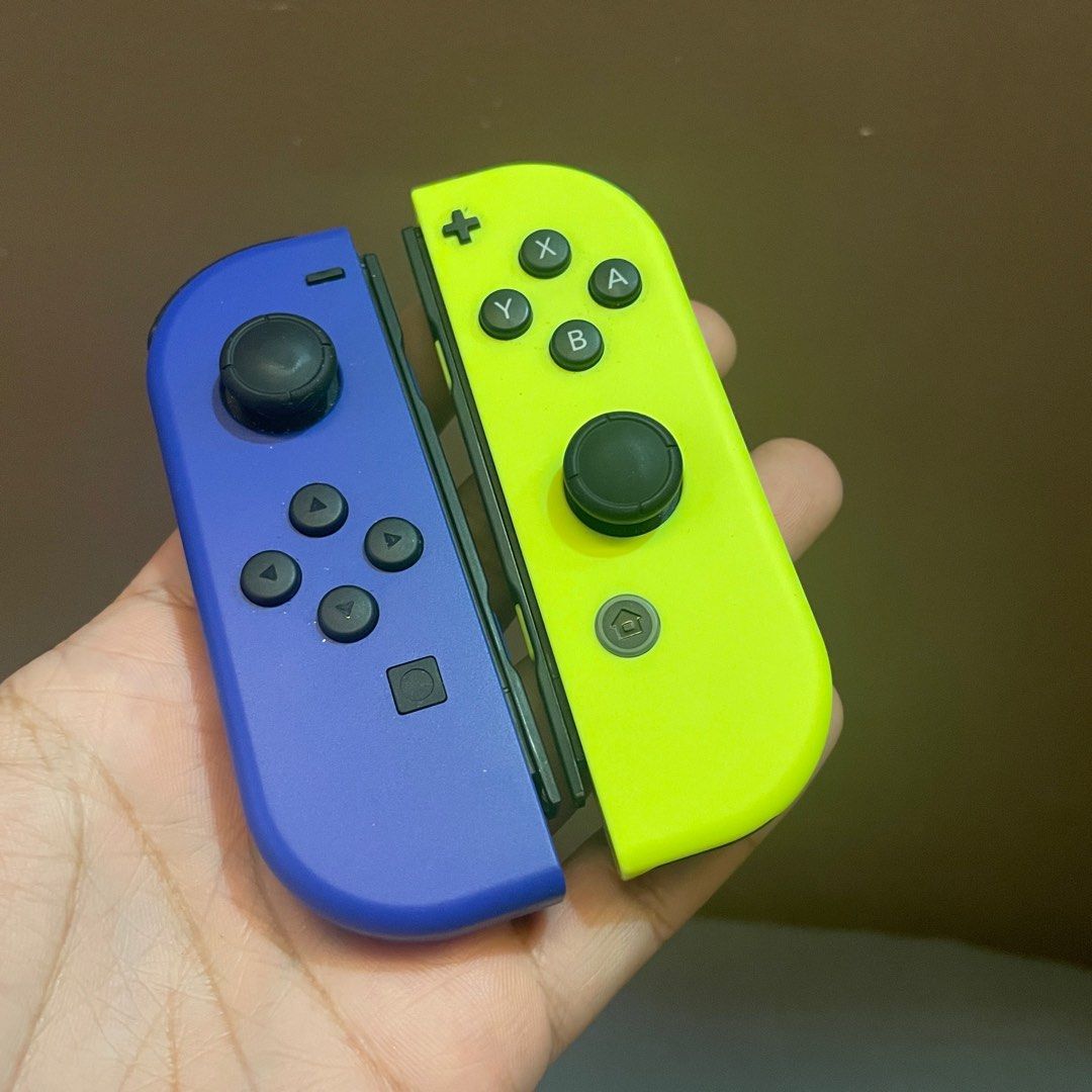 Nintendo Blue/ Neon Yellow Joy-Con (LR) - Switch