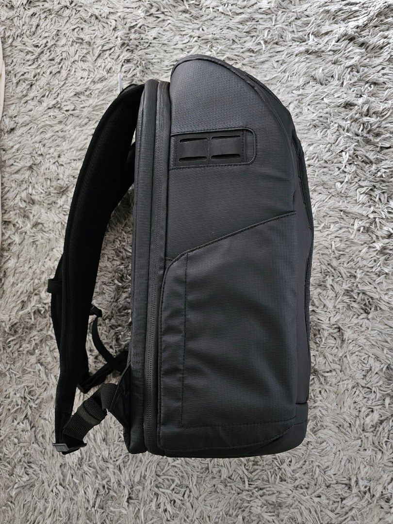 Nomatic Peter McKinnon 25L Camera Backpack, Men's Fashion, Bags