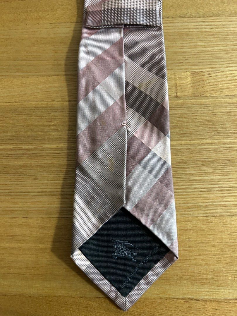 Original burberry store tie