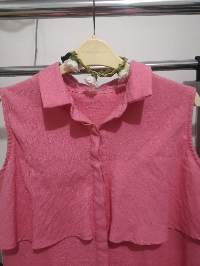 Pink Dress (Category: Dresses) located in Quezon City. Submitted by hellobuyeverything (Listing ID 1264983744, Image 2). Description: 🌻No brand but it's pasalubong from Italy 🌻 used once on my birthday 🌻rfs: doesn't fit anymore 🌻Size: Small to Med frame.