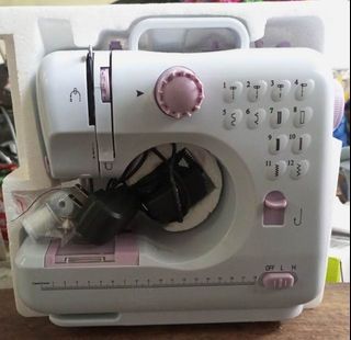 Portable sewing machine ( can't catch bobbin)