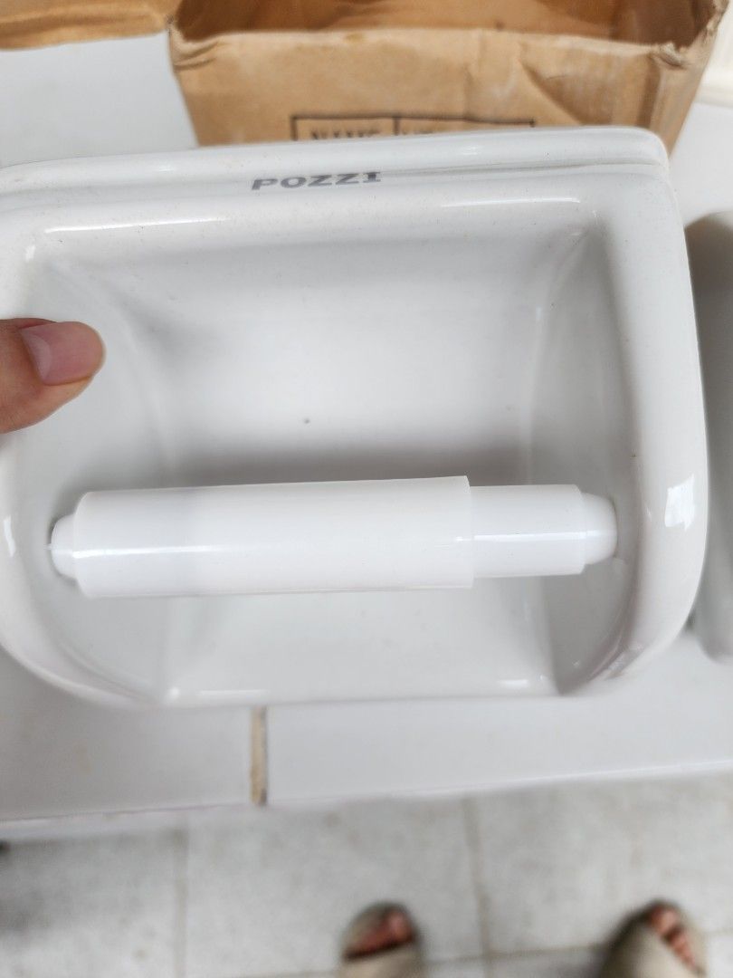POZZI Verona ceramic toilet paper holder, Furniture & Home Living ...
