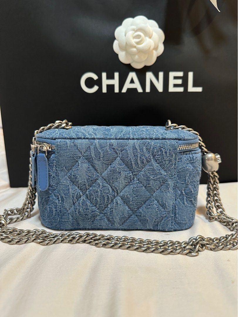 rare* Chanel Denim Camellia Vanity with Heart adjustable silver