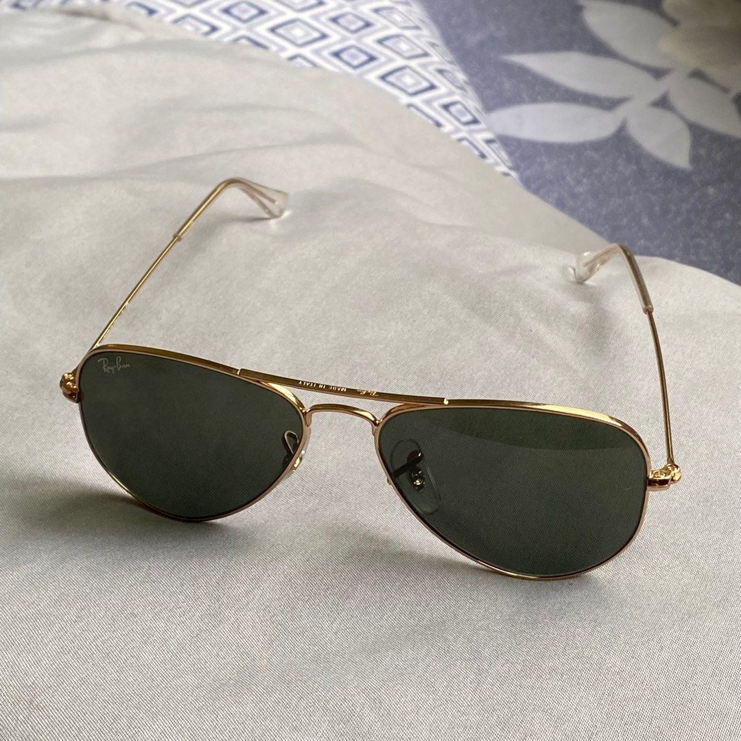 Ray Ban Small Aviator in Gold, Women's Fashion, Watches & Accessories ...