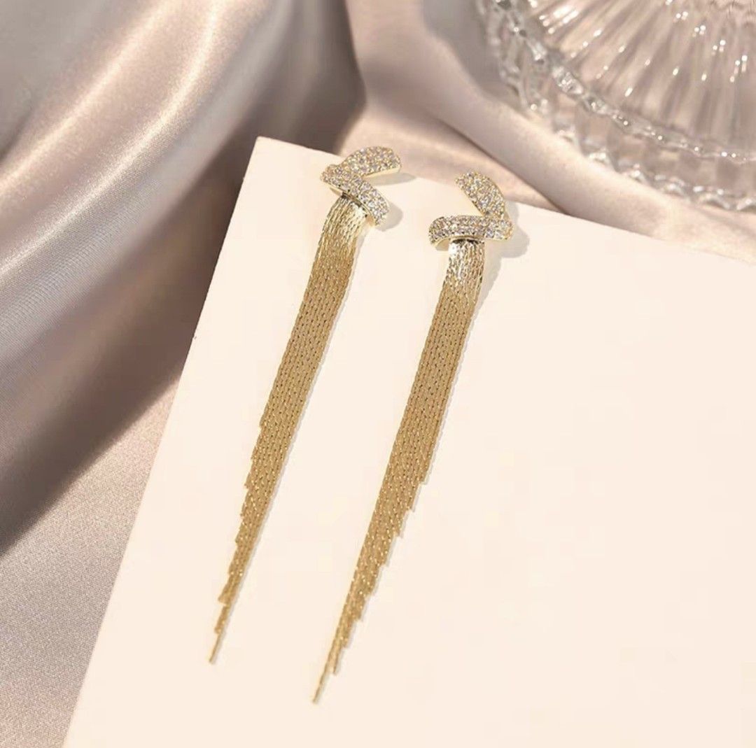 Gold snake deals dangle earrings