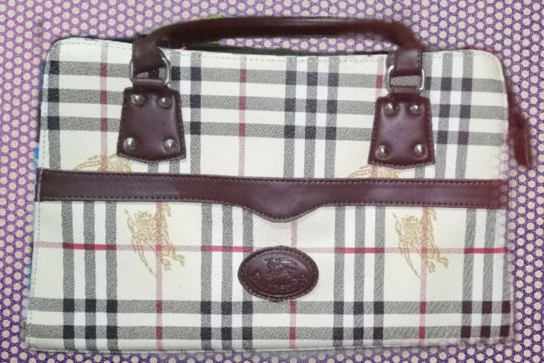 Burberry hobo sale sale