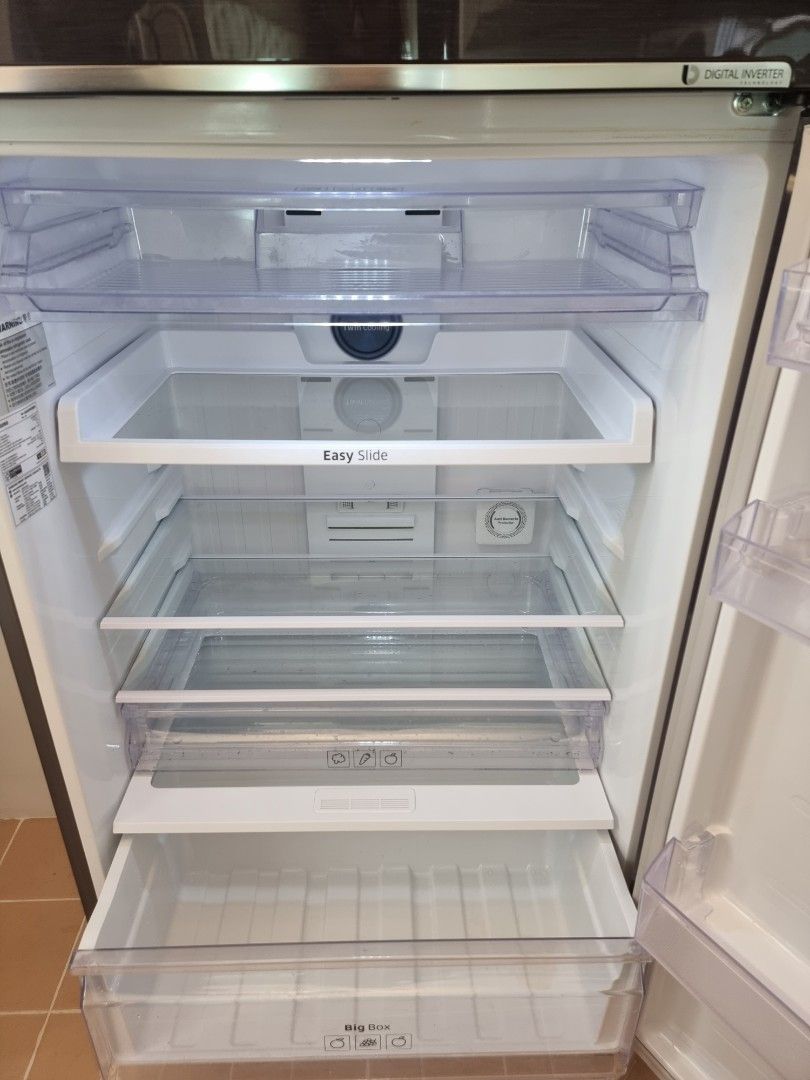 Samsung 2 door fridge 500L, TV & Home Appliances, Kitchen Appliances
