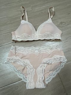 （分類：）位於 。 由 honeyay 提交（商品編號 1265080337，圖片 1）。簡介： 。