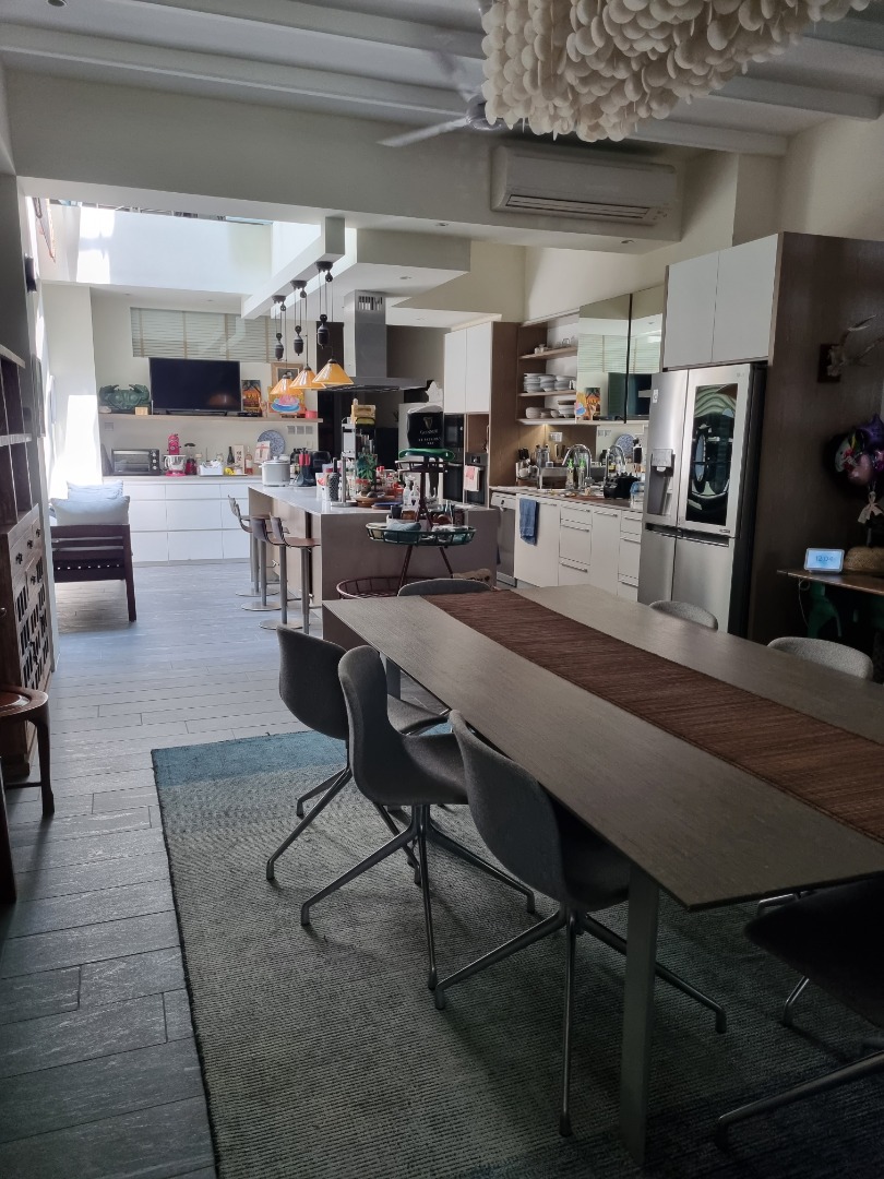 Separate bed in shared loft room in a shophouse Outram Park MRT