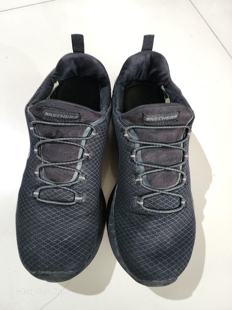 Sepatu Skechers Hitam Sekolah Slip On