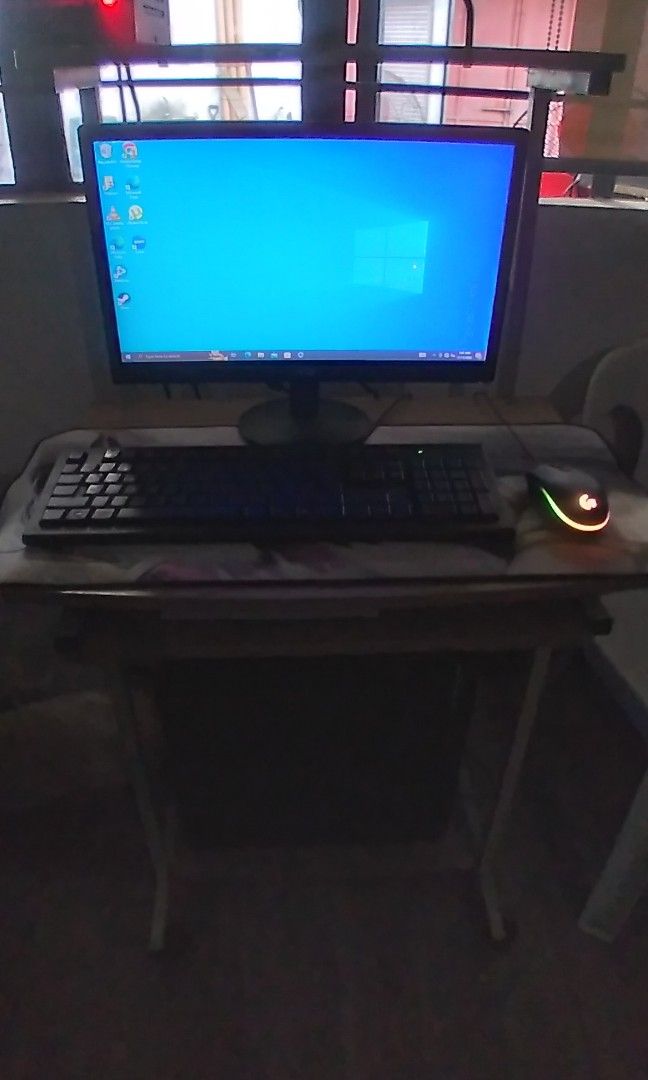 Set of Computer, Computers & Tech, Desktops on Carousell