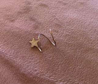 (Category: ) located in . Submitted by shebunny (Listing ID 1265105024, Image 1). Description: .