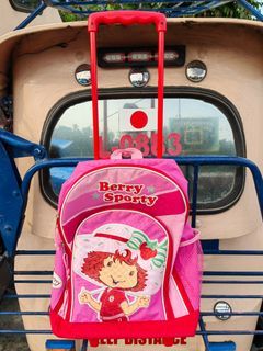 Strawberry shortcake trolley pink bag