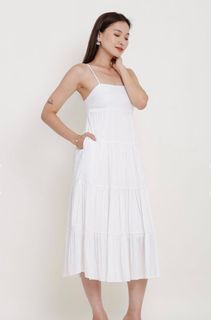 Supergurl Teia tiered dress