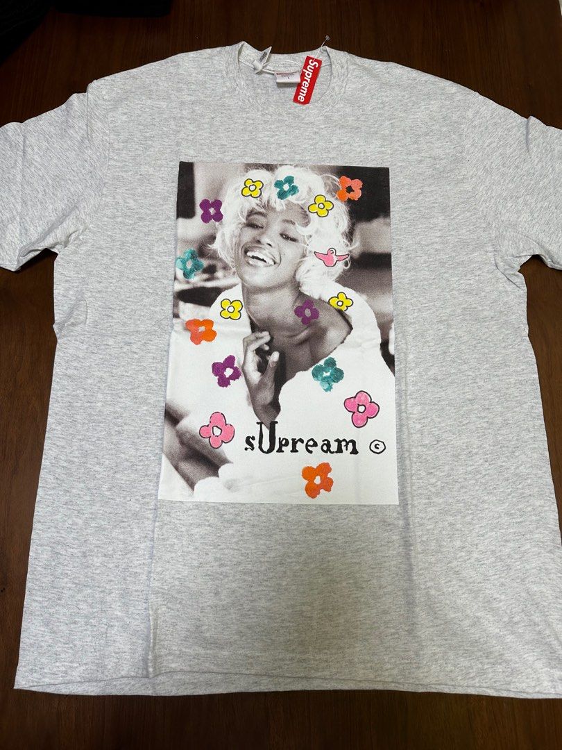 Supreme Naomi Tee L Carousell