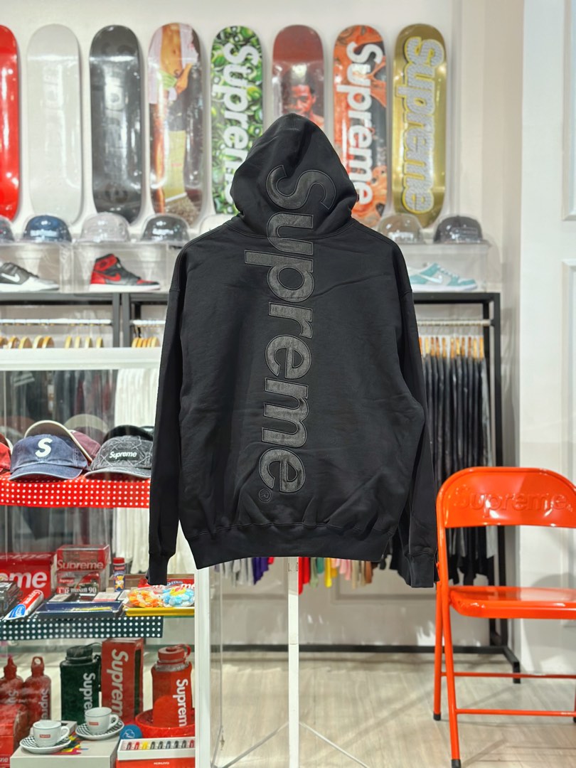 Supreme Satin Applique Hooded Sweatshirt Supreme - Satin Applique