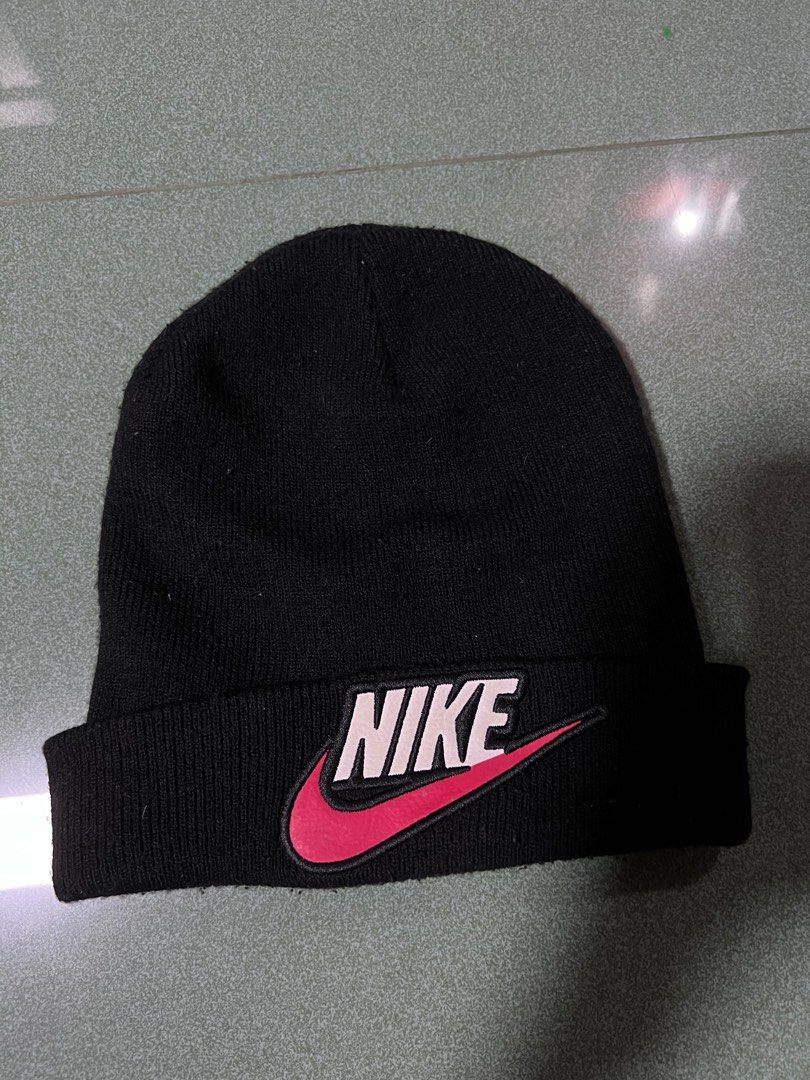Nike supreme beanie top
