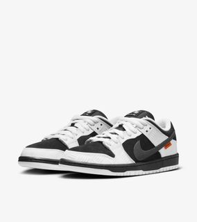 (Category: ) located in . Submitted by sneaker_meow (Listing ID 1265034820, Image 1). Description: .