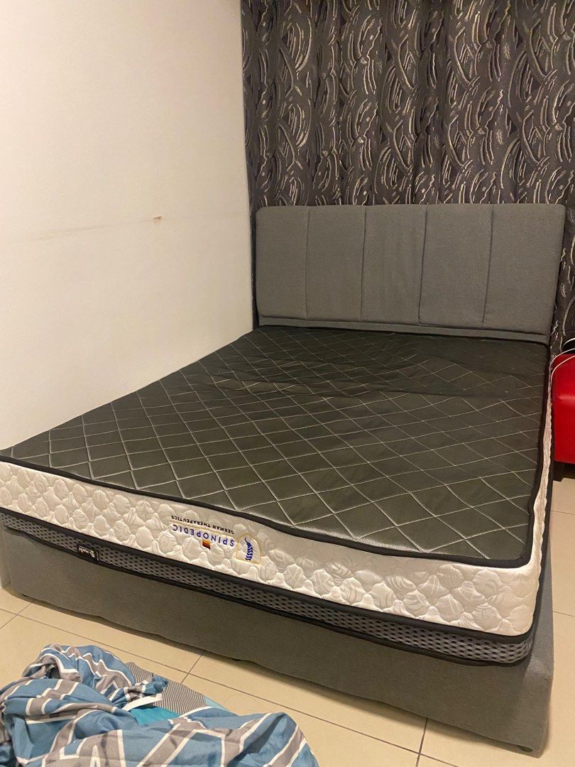 TILAM MATTRESS QUEEN WITH DEFECT, Furniture & Home Living, Furniture