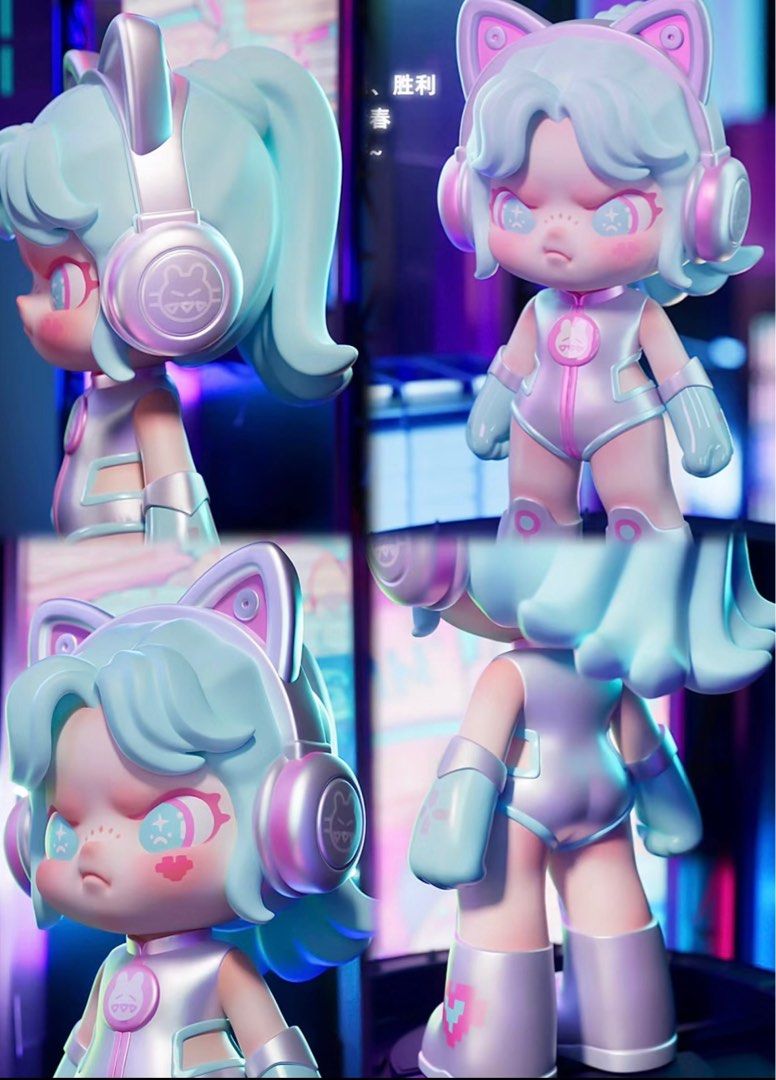TNT Space Cyberpunk E- Girl Dora Limited Edition Figure with