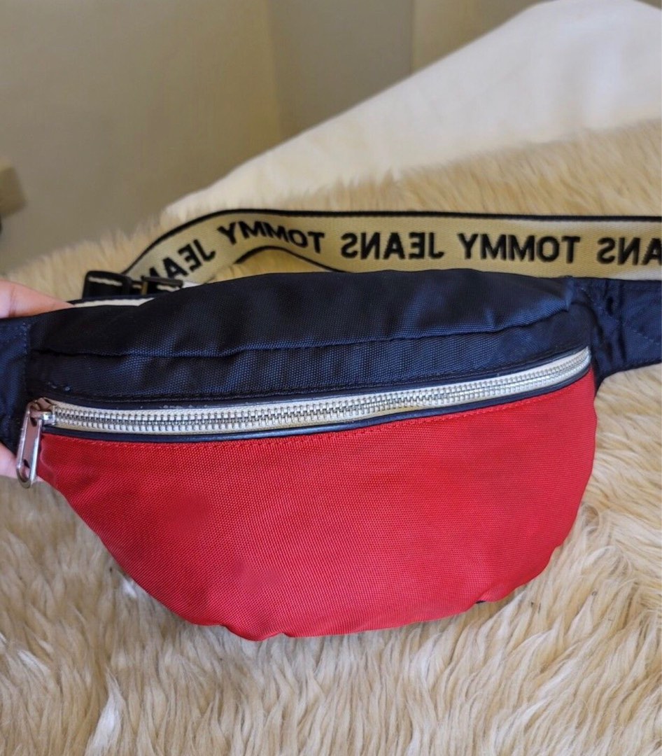 Tommy hilfiger sales chest bag