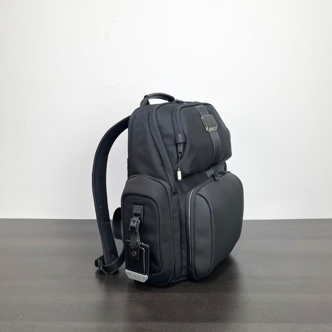 TUMI ESPORTS PRO BACKPACK, Men's Fashion, Bags, Backpacks on Carousell