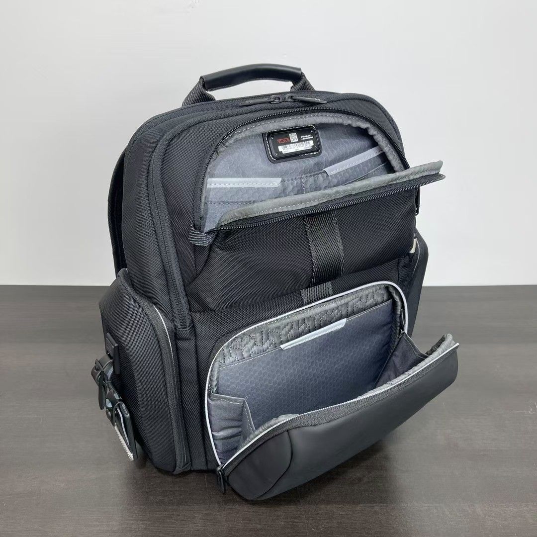 TUMI ESPORTS PRO BACKPACK, Men's Fashion, Bags, Backpacks on Carousell
