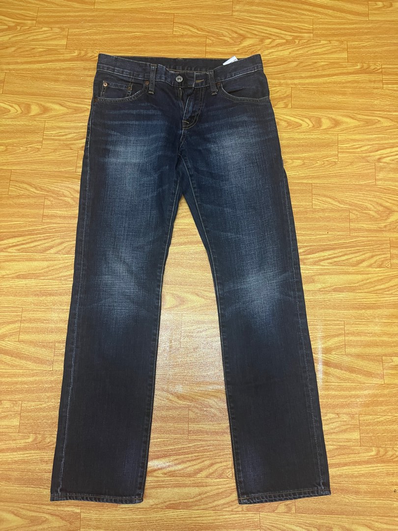 uniqlo jeans, Women's Fashion, Bottoms, Jeans & Leggings on Carousell