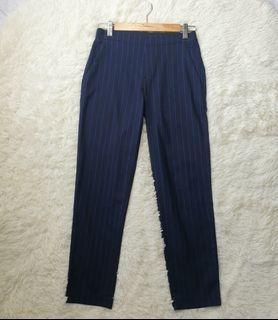 Uniqlo Women Ankle Length Pants - Small Navy Stripes