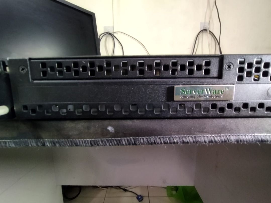 【Used】ServerWare Server (Category: Office & Business Technology) located in Kuala Lumpur. Submitted by efactoryentsb (Listing ID 1265077170, Image 2). Description: ServerWare Server SuperMicro X9SCL/SCM Specification: - Xeon E3-1230 - Ram: 4G - Capacity: HDD 500GB x 2 - Rm400/unit - 1 Week warranty.