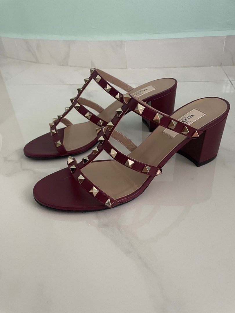 Valentino rockstud sale 40