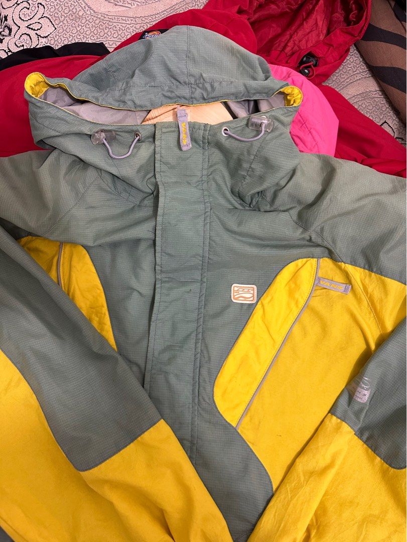 Yellow discount vans windbreaker