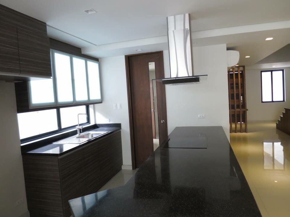 Varsity Hills Subdivision Duplex Type House and Lot for Sale in