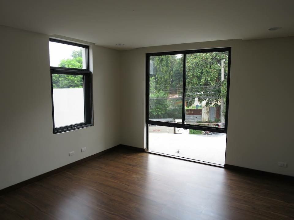 Varsity Hills Subdivision Duplex Type House and Lot for Sale in