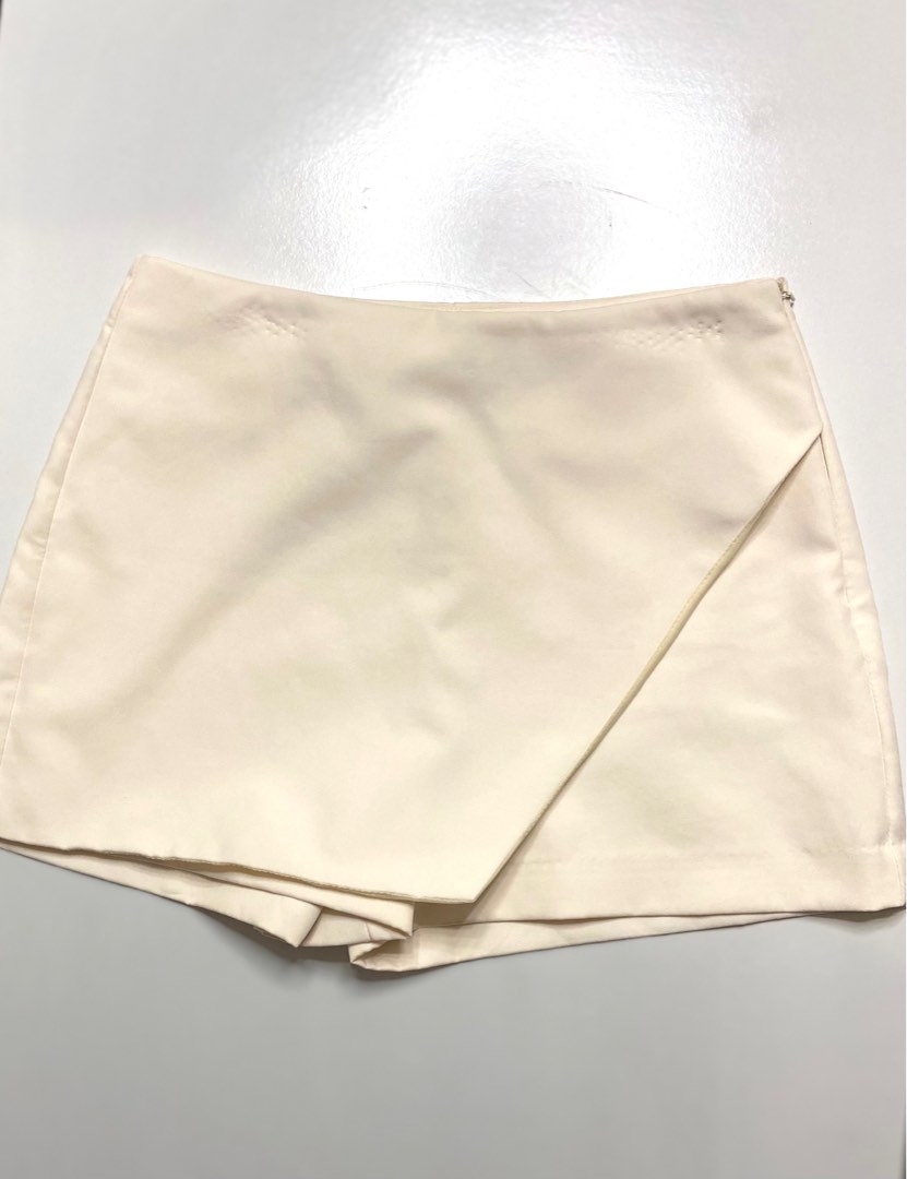 Classic Skort 18 inch - White main image 1