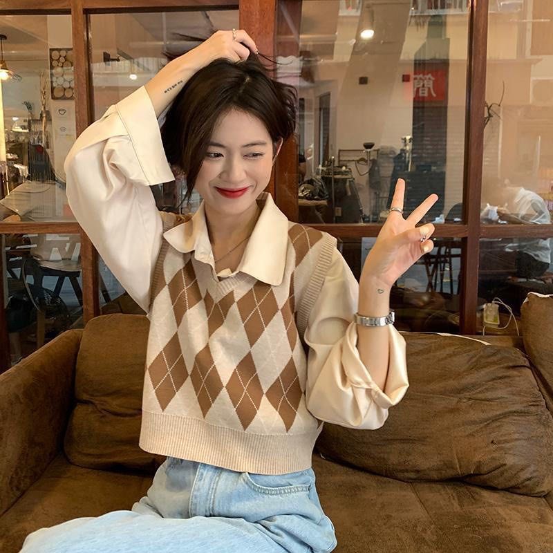 Women s knitwear V neck sweater vest Short sweater undershirt Women s tops Women s Fashion Tops Sleeveless on Carousell
