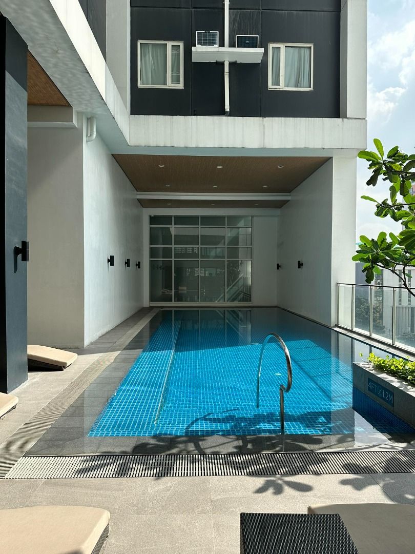 Workspace with access to internet, swimming pool, and gym, Property ...
