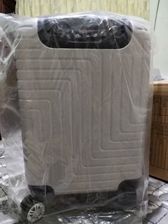 由 b748973 (刊登 ID 1265210202，圖片 1) 提交，位於 的 (類別：)，說明：。